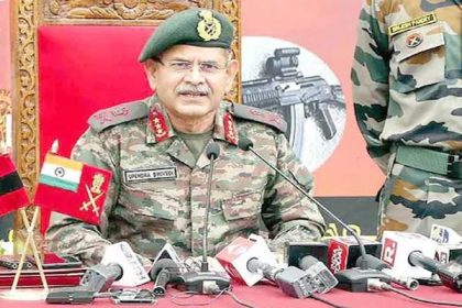 लद्दाख सीमा में हालात ‘सामान्य नहीं’, सुरक्षा बल आतंकवाद को खत्म करने का कर रहा काम: सैन्य कमांडर