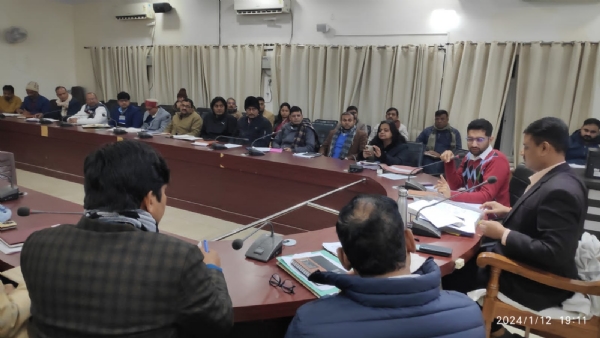 अयोध्या में प्राण प्रतिष्ठा कार्यक्रम की तैयारियां शुरू, काशी में होंगे विभिन्न कार्यक्रम