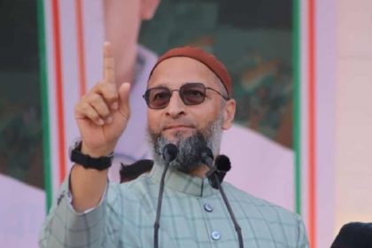 एआईएमआईएम के चार पार्षदों ने पार्टी से त्यागपत्र दिया