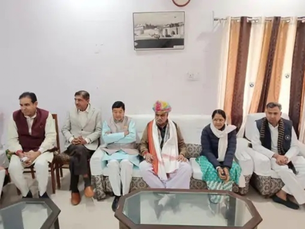 कल बहुत बड़ा दिन हर घर में 5 दीपक जलाएं: खर्रा