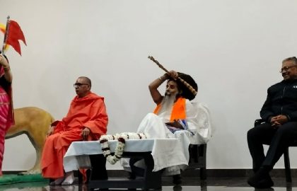 कुटुंब से वसुधैव कुटुम्बकम की परिकल्पना को साकार करें युवा – रितेश्वर महाराज