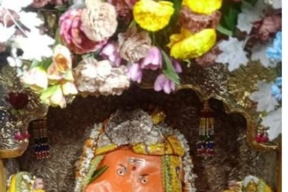 गुरु पुष्य नक्षत्र में गणेश मंदिरों में गजानन का पंचामृत अभिषेक