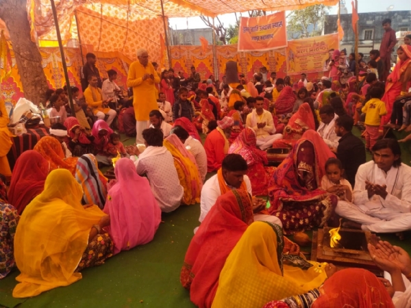 घुमंतू बस्तियों में भी छाया रामोत्सव का उल्लास, महायज्ञ में आहुतियां अर्पित कर किया रामराज्य लाने का संकल्प