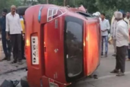 जलगांव जिले में अनियंत्रित कार ने स्कूली बच्चों को कुचला, दो की मौत व दो घायल