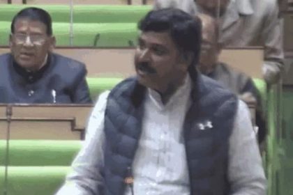 विधानसभा में नेता प्रतिपक्ष टीकाराम जूली