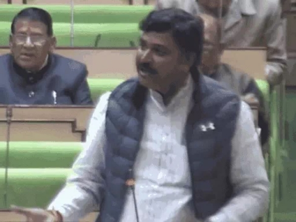विधानसभा में नेता प्रतिपक्ष टीकाराम जूली