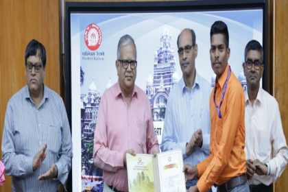 पश्चिम रेलवे के 19 कर्मचारी संरक्षा पुरस्कार से सम्मानित