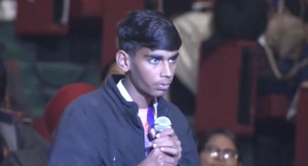 राजसमंद के धीरज ने पीएम से पूछा, व्यायाम के साथ पढ़ाई कैसे करें मैनेज