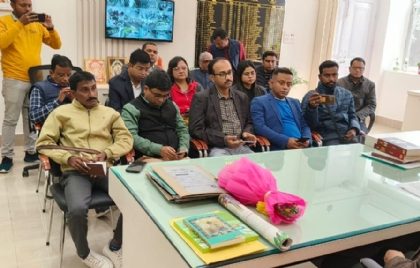 विकसित भारत संकल्प यात्रा में त्रिपुरा की मीडिया टीम पहुंची वाराणसी