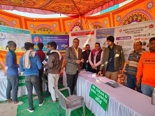 सीएमएचओ डॉ. फौजदार ने करतारपुरा फाटक स्थित स्वास्थ्य मेले का किया औचक निरीक्षण