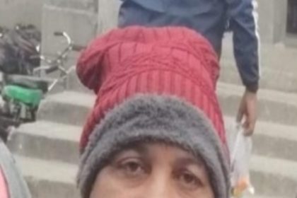 अज्ञात वाहन की टक्कर से बाइक सवार फोटोग्राफर की मौत, साथी घायल