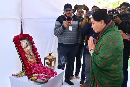 उप मुख्यमंत्री ने चित्रा सिंह को दी श्रद्धांजलि : जोधपुर में भाजपा कार्यकर्ताओं ने किया स्वागत
