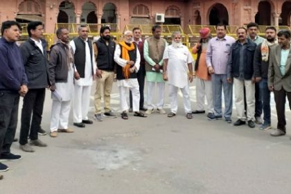 ओरण को डीम्ड फॉरेस्ट बनाने के विरोध में ज्ञापन