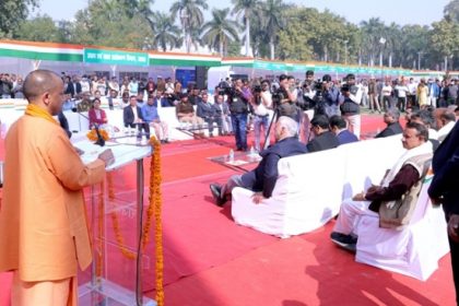 किसानों को हर परिस्थिति में आगे बढ़ने का अवसर दे रही डबल इंजन की सरकार : मुख्यमंत्री योगी