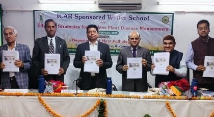 कृषि शोध स्थानीय जलवायु के अनुरूप हो, टिकाऊ खेती के लिए स्थानीय तकनीकें ज्यादा कारगर- प्रो दीक्षित
