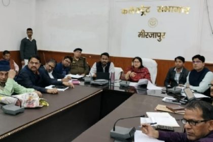 केंद्रीय मंत्री नितिन गडकरी का मीरजापुर आगमन, हेलीपैड से कार्यक्रम स्थल तक कड़ी सुरक्षा व्यवस्था