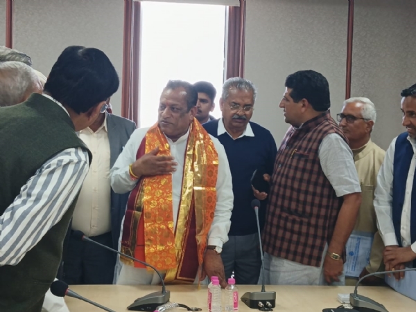 दुग्ध उत्पादको का सामाजिक एवं आर्थिक उत्थान नई सरकार की पहली प्राथमिकता:पशुपालन एवं डेयरी मंत्री