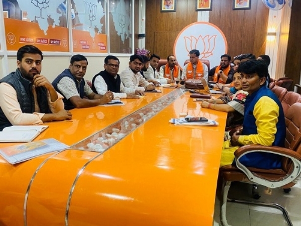 नमो ऐप डाउनलोड करने के लिए सभी प्रदेश पदाधिकारियों का लक्ष्य निर्धारित किया गया हैःपिंकेश पोरवाल