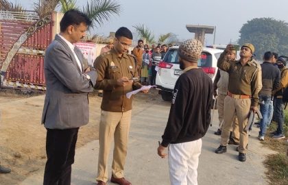 पुलिस आरक्षी परीक्षा में दूसरे के स्थान पर परीक्षा दे रहे दो युवकों सहित चार गिरफ्तार
