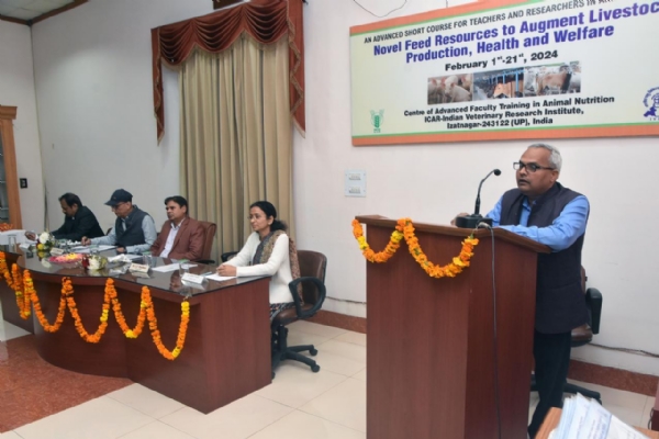 प्रशिक्षण के जरिए लोगों को जागरूक किया जा रहा है: डॉ एस.के. मेंदीरत्ता