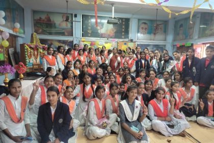 ये गुलशन तो हम छोड़ चले, ये यादें तड़पायेगी