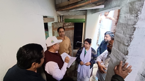 वाराणसी में फाइलेरिया उन्मूलन अभियान का नेशनल टीम ने किया अवलोकन