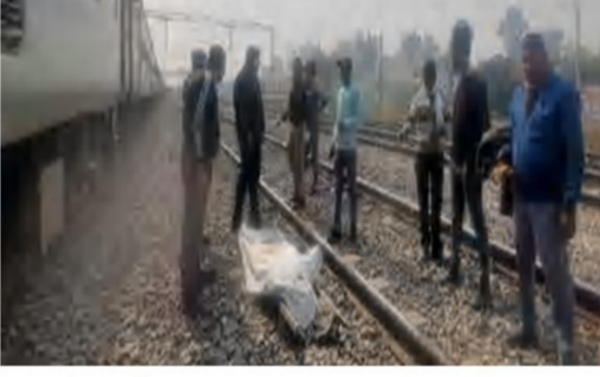व्यापारी की ट्रेन की चपेट में आने से मौत