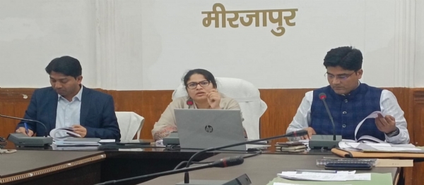सी-डी रैकिंग प्राप्त अधिकारियों को शोकाज नोटिस, तीन दिन में लक्ष्य पूरा करने का निर्देश