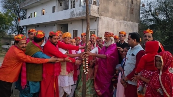 Holi Danda Ropa Falguni will be full of joy for the whole month