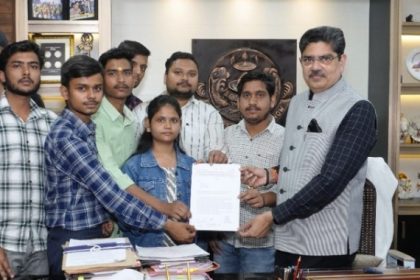 एबीवीपी ने एथेलेटिक्स एसोसिएशन मामले में कुलपति को सौंपा ज्ञापन