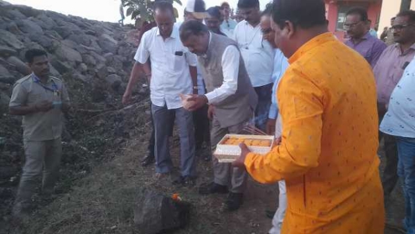 कलंब के गांवों में विद्युत समस्या का समाधान करना हमारा पहला लक्ष्य : राजेंद्र गावित