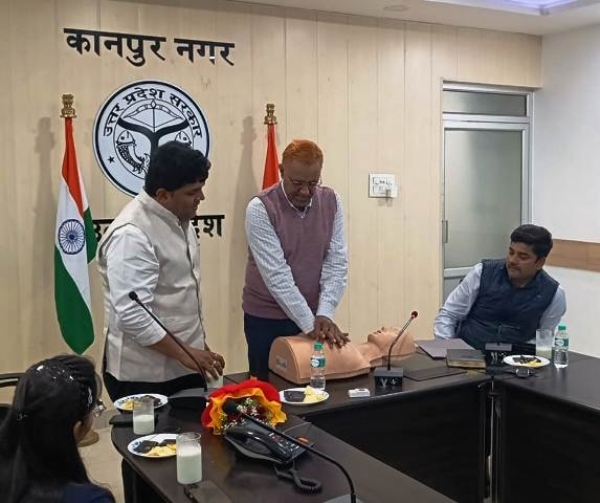 कार्डियक अरेस्ट में सीपीआर देकर बचाई जा सकती है मरीज की जान : डा. एसएसपी द्विवेदी