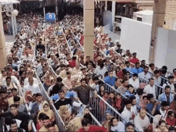 खाटूश्यामजी का लक्खी मेला शुरू, हजारों श्रद्धालु लखदातार की झलक पाने को कतारों में लगे