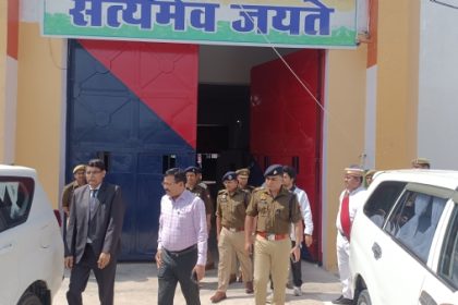 जिला जज ने जिला कारागार का निरीक्षण किया