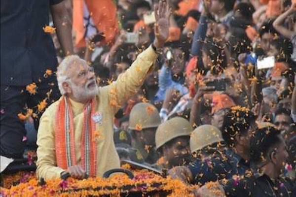 प्रधानमंत्री मोदी के भव्य स्वागत के लिए तैयार काशी, 38 स्थानों पर होगी पुष्प वर्षा