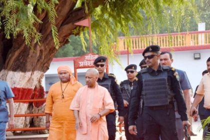 मुख्यमंत्री योगी दो दिवसीय भ्रमण पर आज पहुंचेंगे बलरामपुर