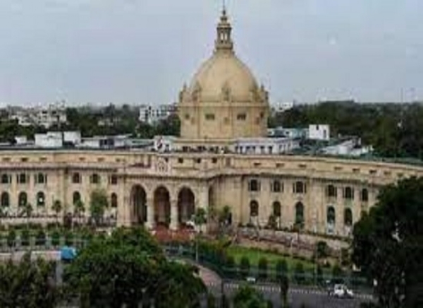 यूपी में जातीय समीकरणों की नैया पर सवार राजनीतिक दल