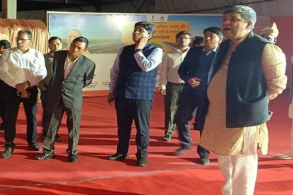 राज्यपाल के आगमन को लेकर कैबिनेट मंत्री ने की तैयारियों की समीक्षा