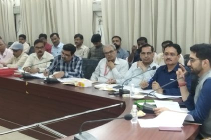 वाराणसी में पूरे अप्रैल माह चलेगा विशेष संचारी रोग नियंत्रण अभियान